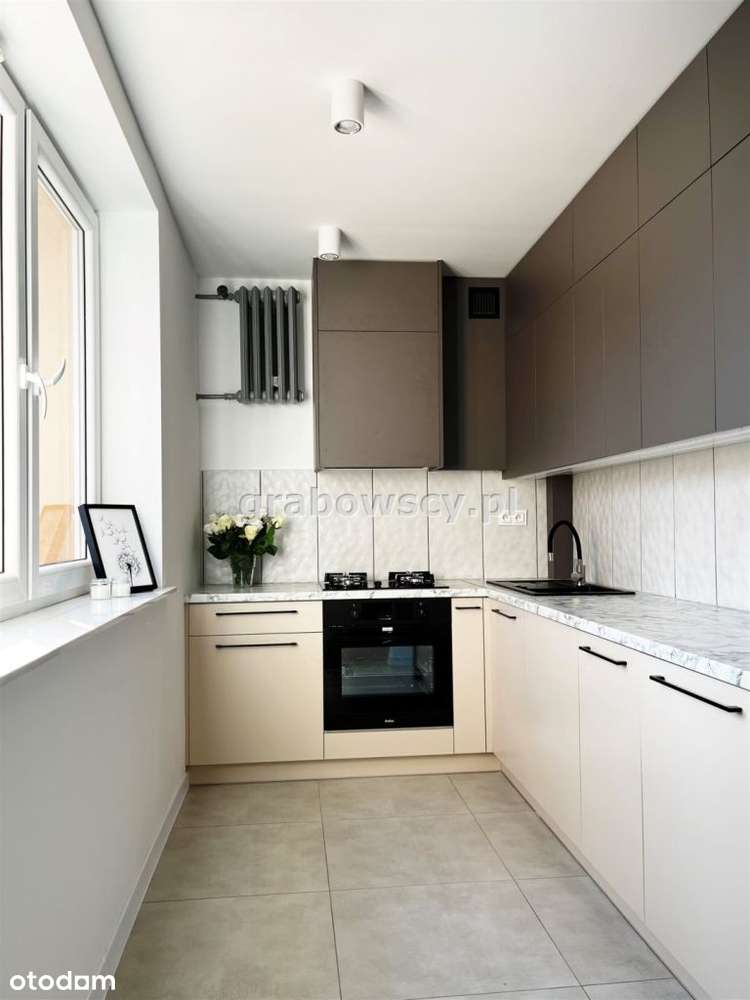 Gotowa do zamieszkania - kawalerka w centrum!-7