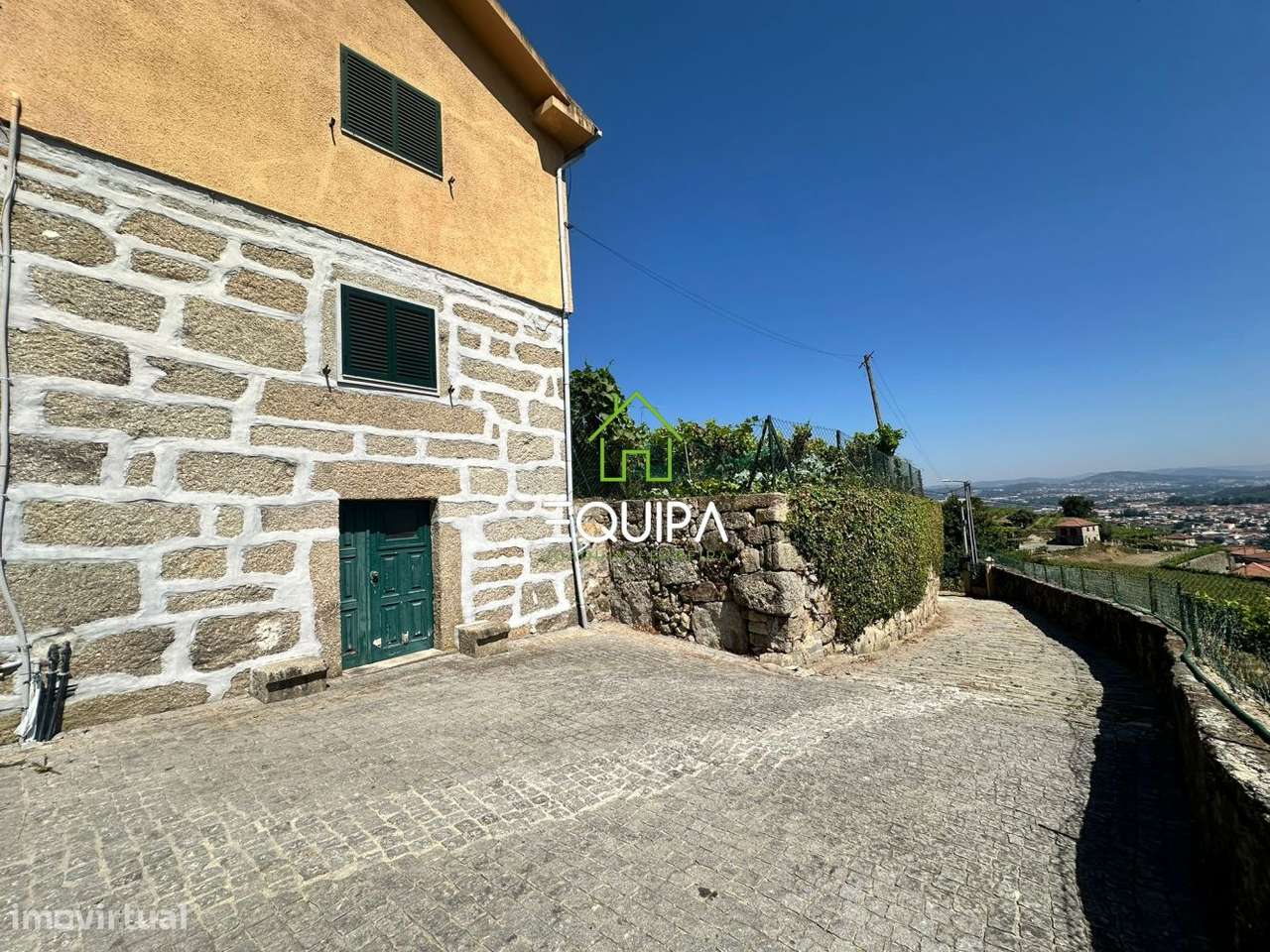 MORADIA COM DOIS T2 - Grande imagem: 4/13