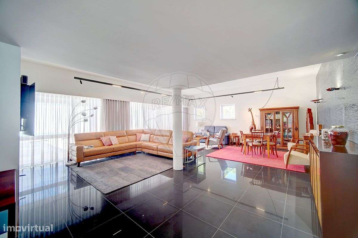 Moradia T5 para venda-5