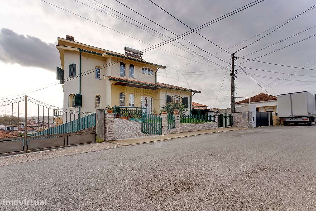 Moradia T5 para venda em Águeda-35