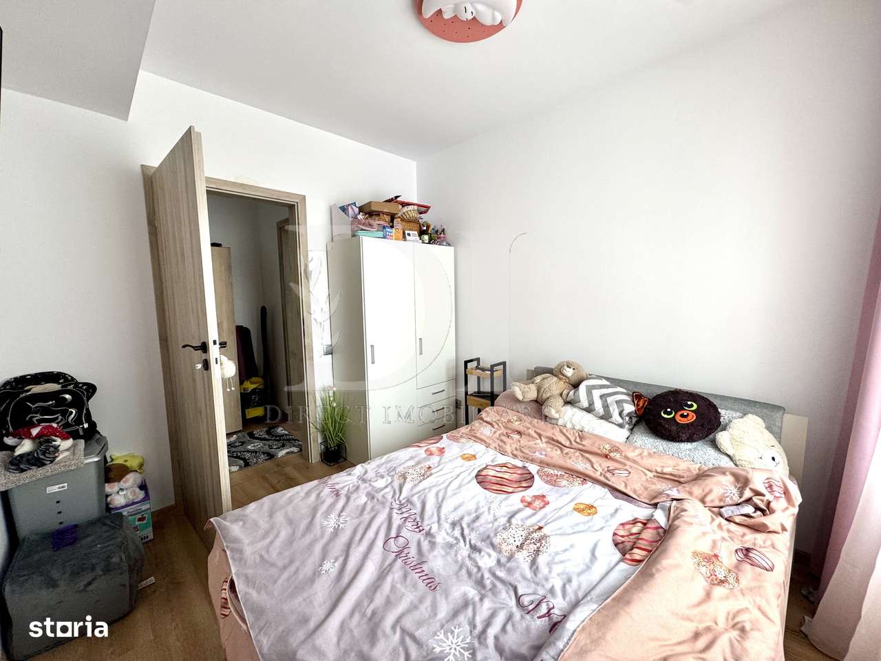 Apartament la cheie / etaj intermediar / Zona Terra - Imagine principală: 5/11