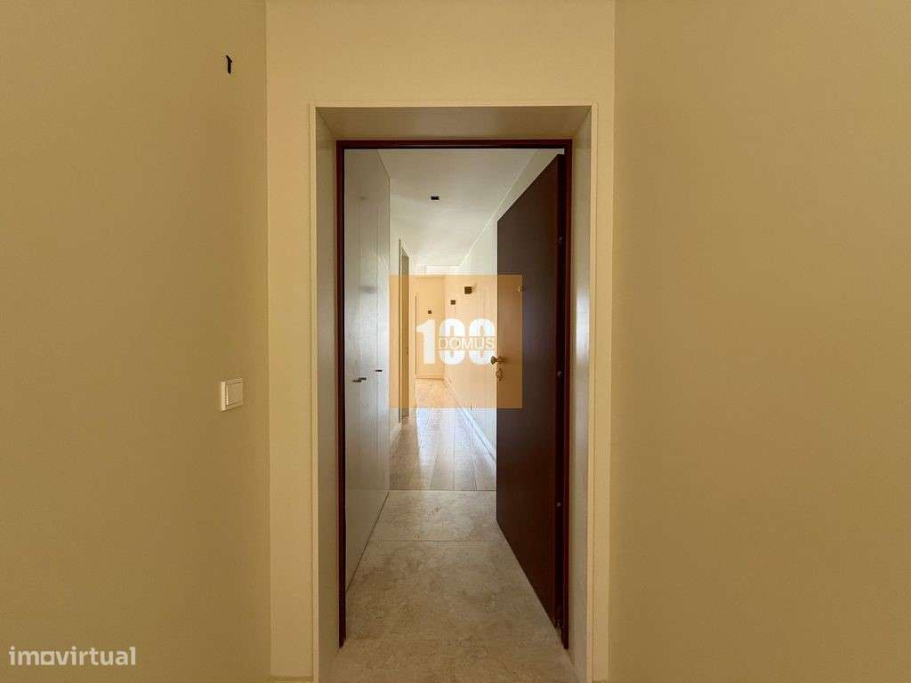 T1 junto ao mercado do Bolhão-1