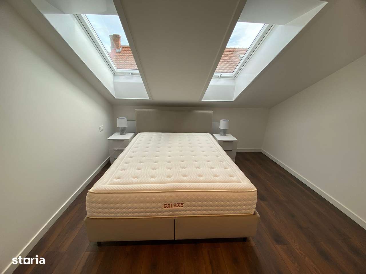 Casa moderna cu 3 camere zona The Office - Imagine principală: 5/12