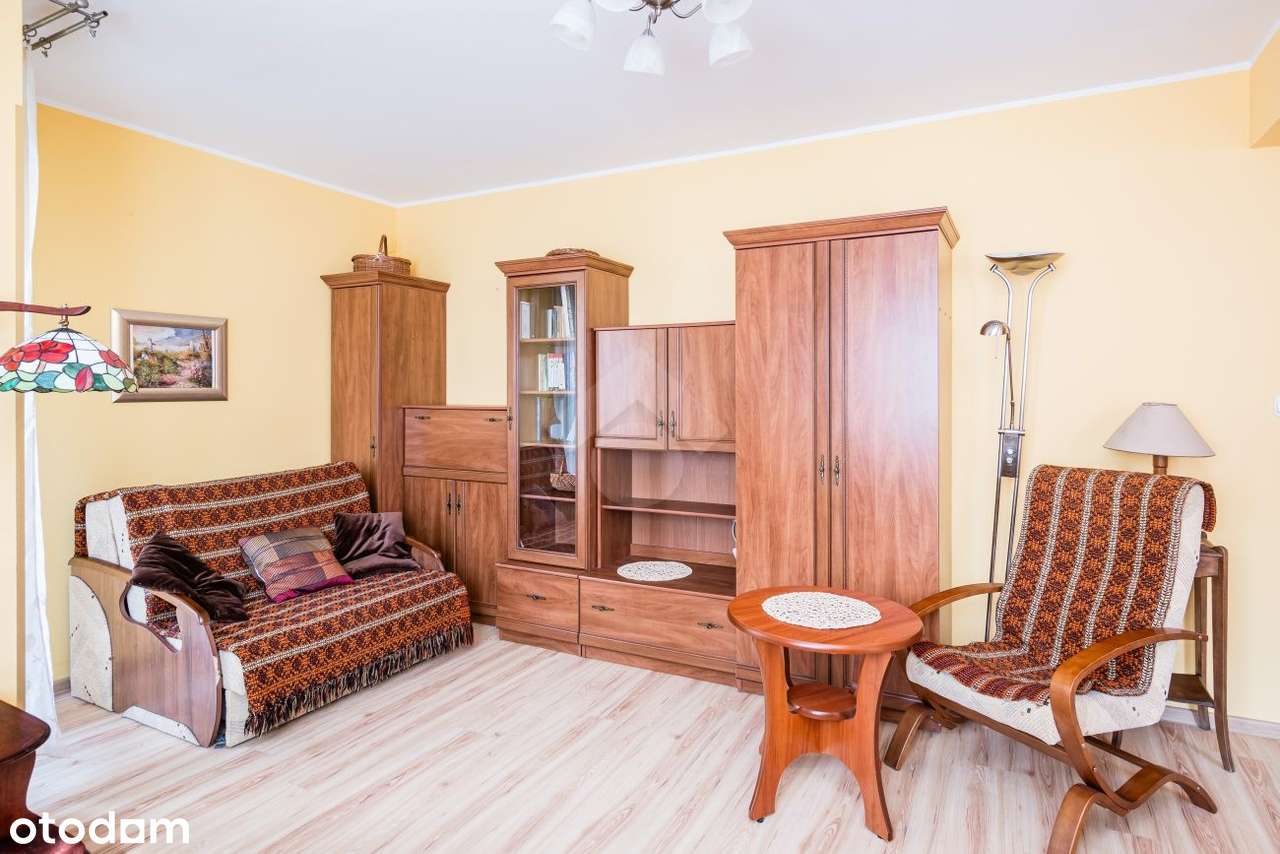 Kawalerka, balkon, m. postojowe, 11 735 zł/ m2, tramwaj, autobus-7