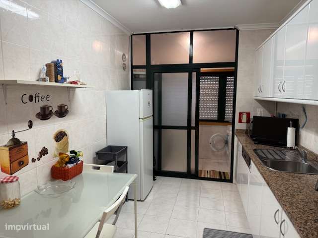 Apartamento T2+1 junto ao Parque da Lavandeira - Grande imagem: 2/23