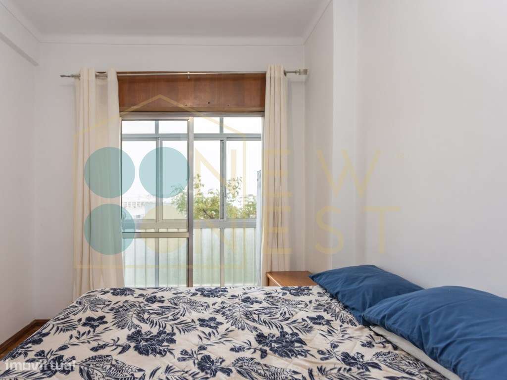 Apartamento T2 Rua Abel Salazar com 4 marquises - Hospital | Setúbal-6
