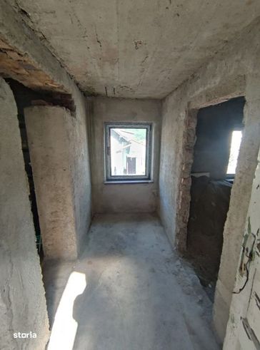 CASA/ VILA,  91 mp utili, 170 mp teren, Zona Schei.-13