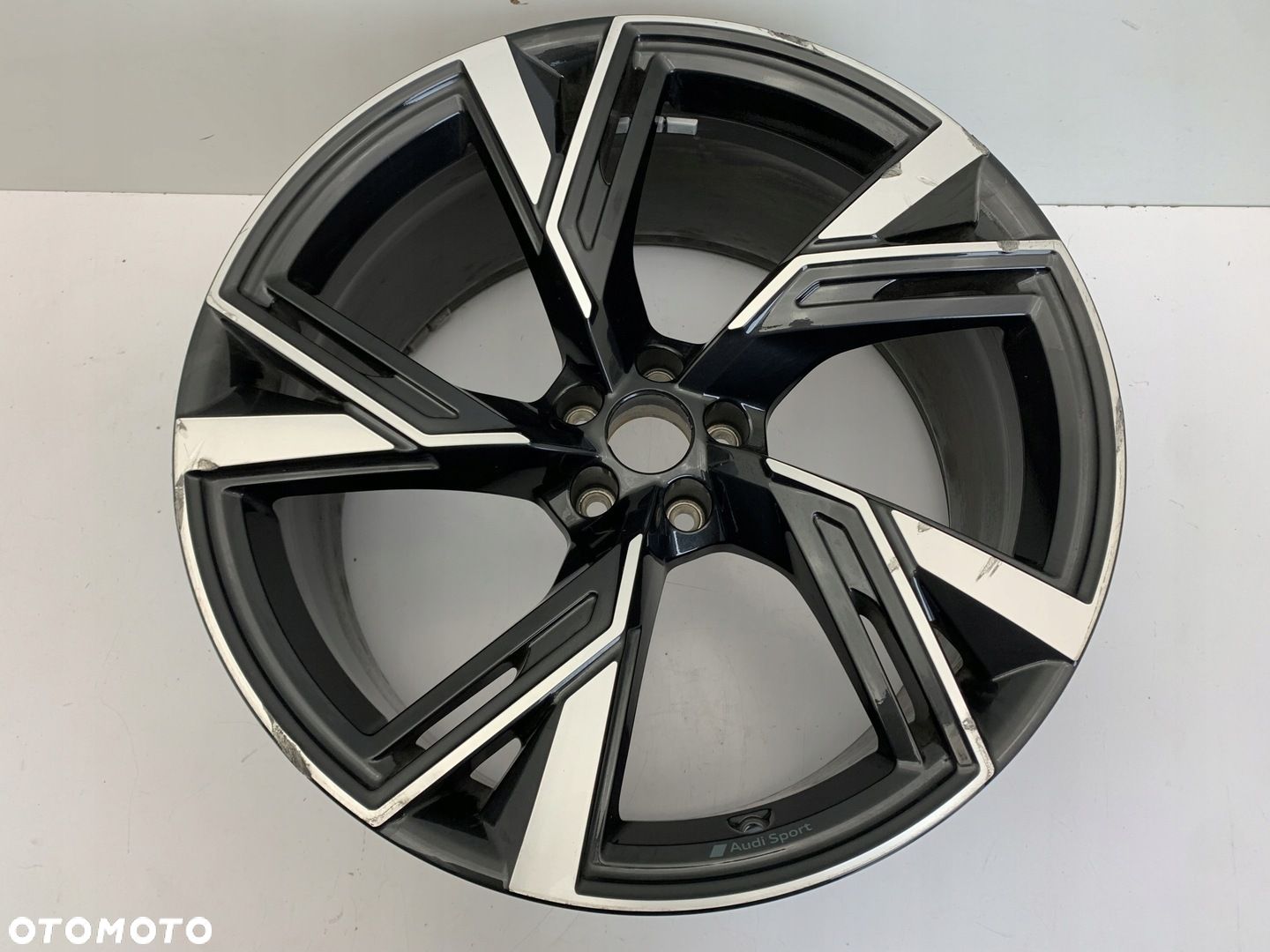 AUDI A6 A7 RS6 RS7 C8 FELGA 10,5JX22 ET19 5X112 - 1