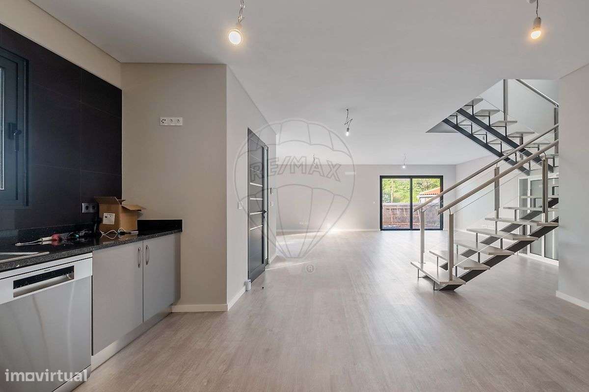 Moradia T3 para venda-5