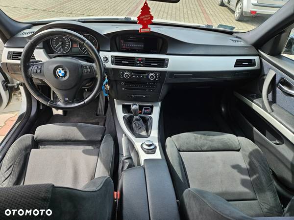 BMW Seria 3 320d - 11