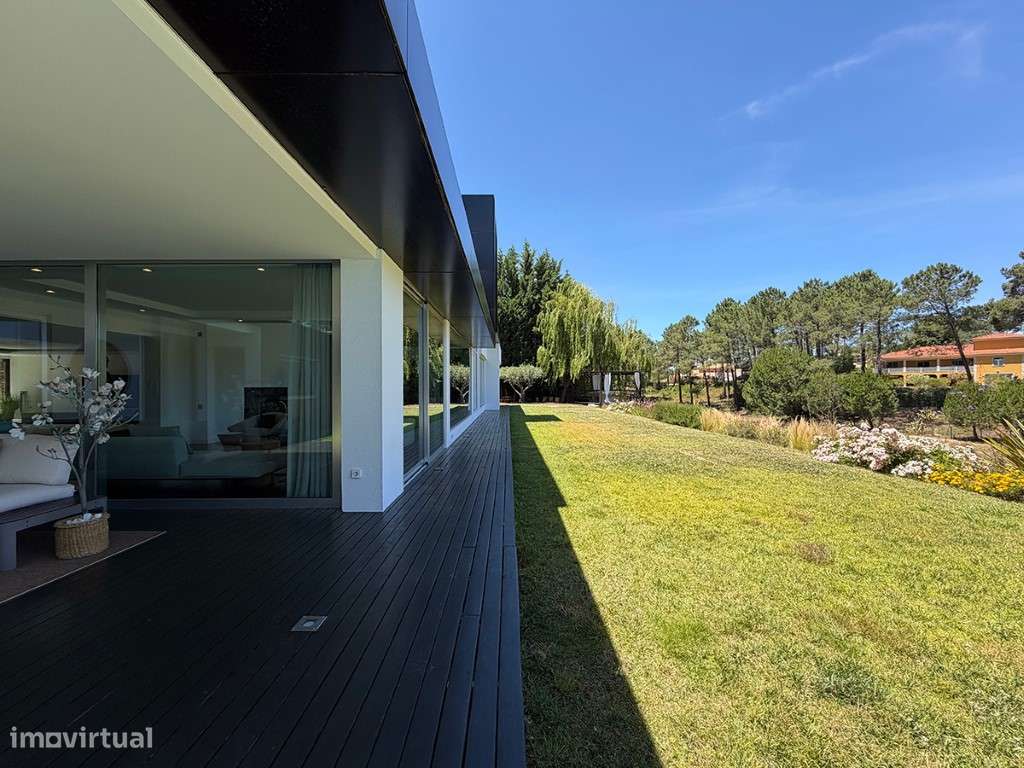 Moradia T6 na Quinta do Peru com vista para lago e campo de Golfe-47