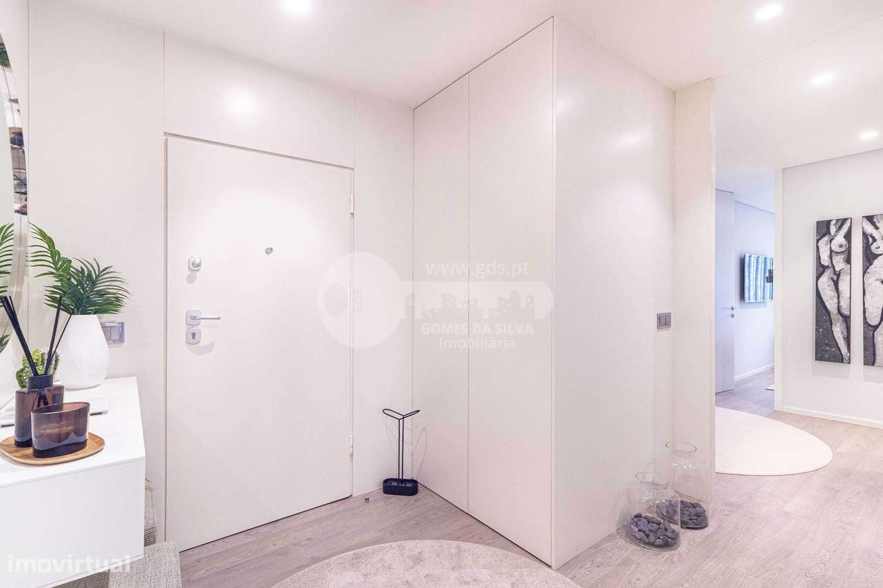 Apartamento T3 na Rua do Passal, Fraião-19