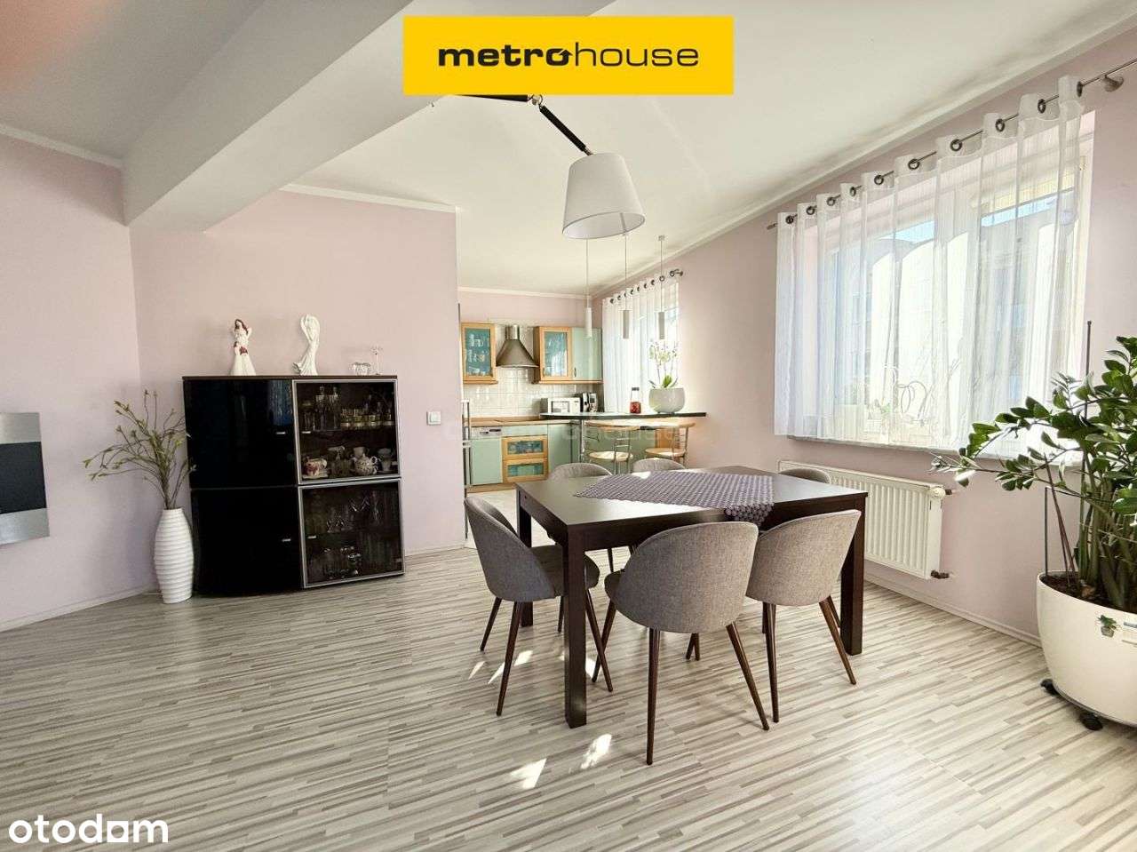 Lelewela, 2 piętro, miejsce parkingowe, duży salon-0