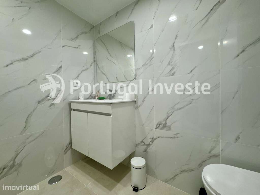 Moradia de Luxo com 3 Suites + T1 Independente em Condomínio com Pi...-24