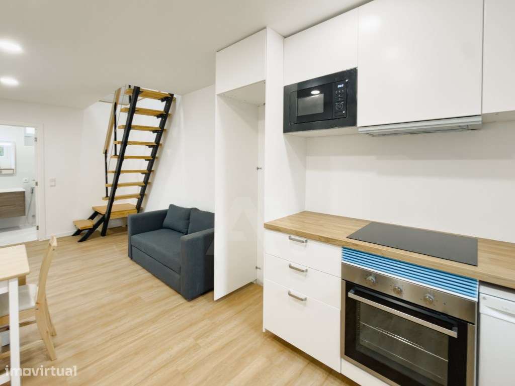 Moradia T1 + 1 Renovada em Caxias, a Poucos Minutos da Praia - Grande imagem: 4/26