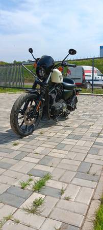 Harley-Davidson XL 883 Sportster Iron - 3