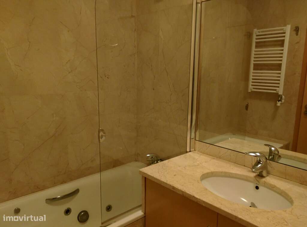 T1 (Luxo)-Ed. Viriato II c/Garagem Fechada - Grande imagem: 5/31