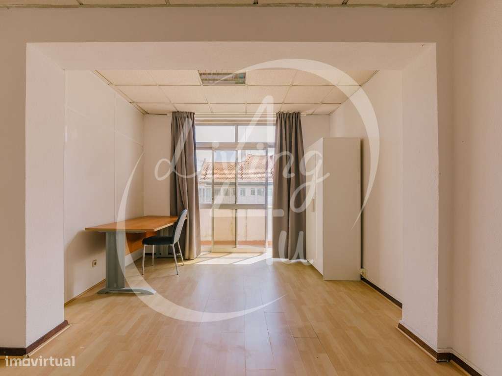 ESCRITÓRIO CAMPO PEQUENO - Grande imagem: 4/32