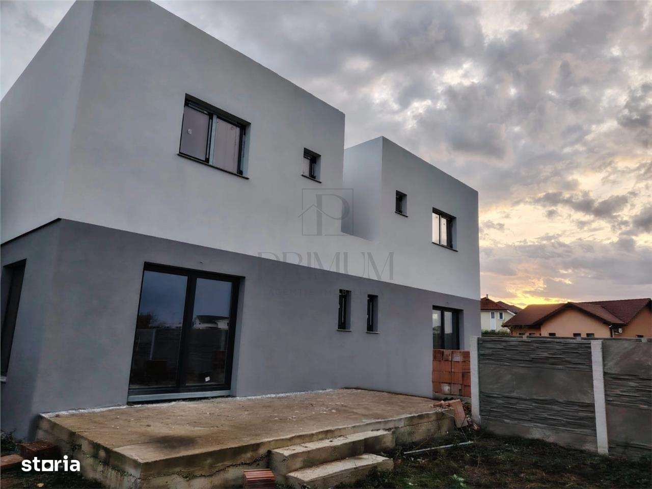 Duplex individual - personalizare interioara - 5 camere - Imagine principală: 3/10