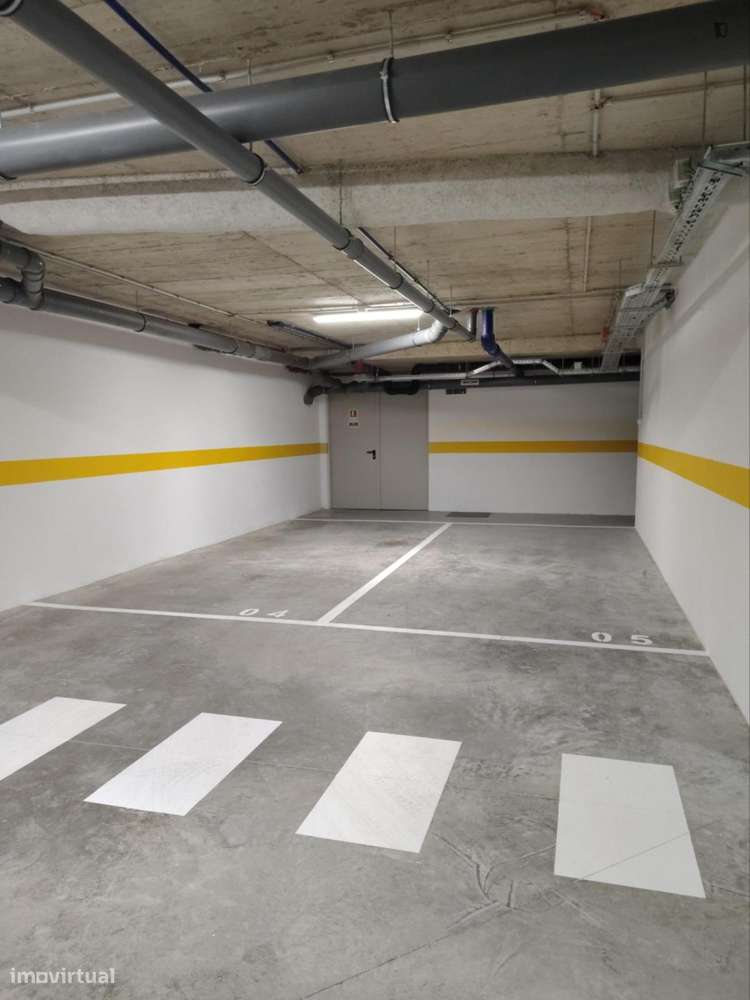 Apartamento com 1 quartos - localizado em Senhora da Hora Porto - Grande imagem: 4/6