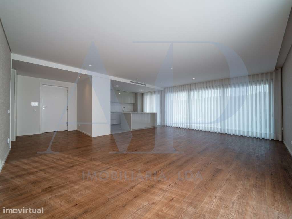 Deslumbrante Apartamento T3 com Rooftop - Grande imagem: 3/33