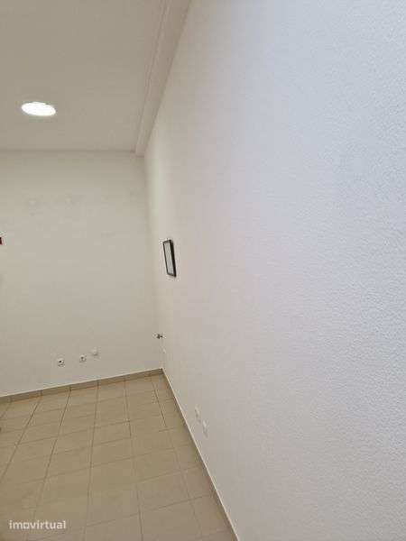 Loja em Monte Gordo - Grande imagem: 4/10