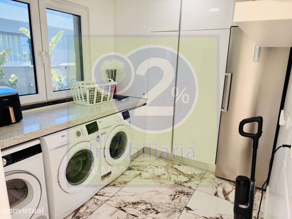 Moradia de luxo, bem localizada-11