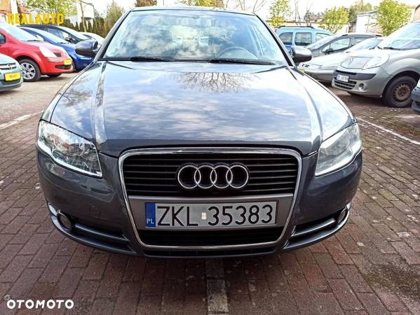 Audi A4 - 8