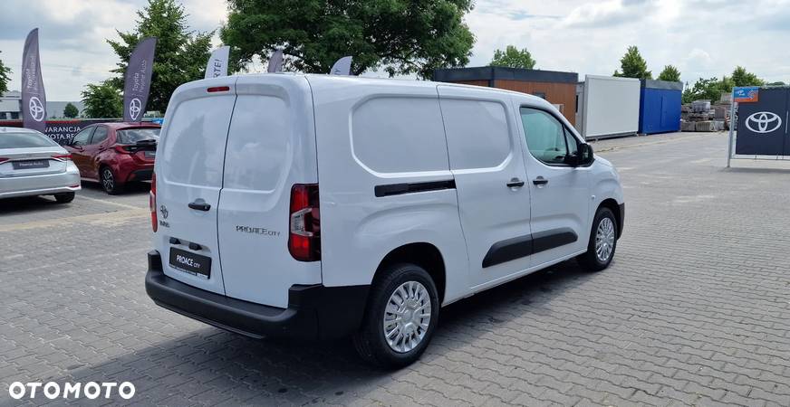 Toyota Proace City - 4