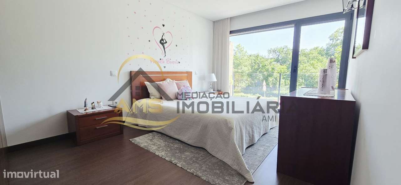 MORADIA PARA VENDA SEMI-NOVA-31