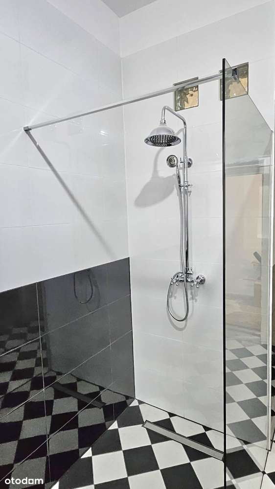 Po gruntownym remoncie mieszkanie  na parterze z balkonem i piwnicą-17