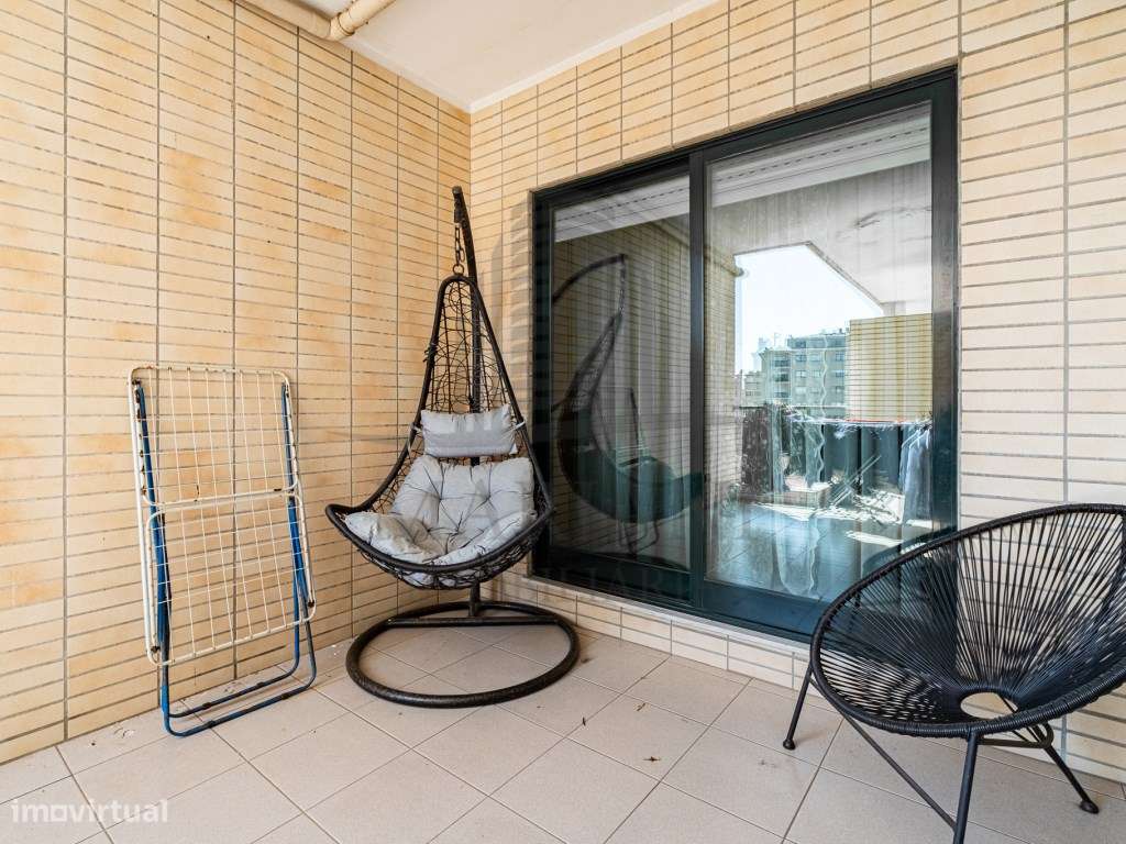 Apartamento T4+1 Duplex em Excelente Estado - Localização Central-20