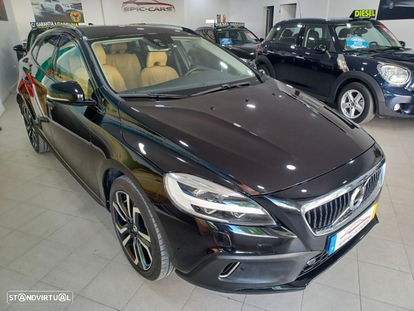 Volvo V40 Cross Country 2.0 D3 Pro - 9