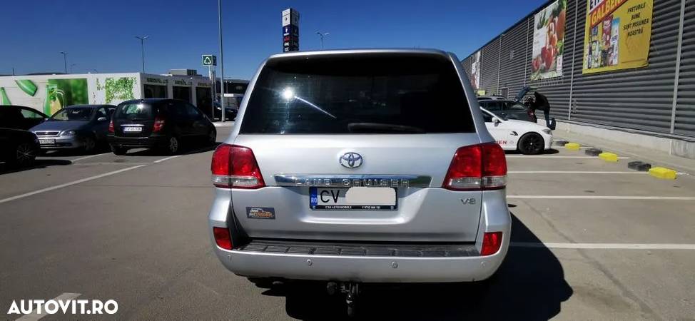 Toyota Land Cruiser V8 4.5 Aut Executive - 6