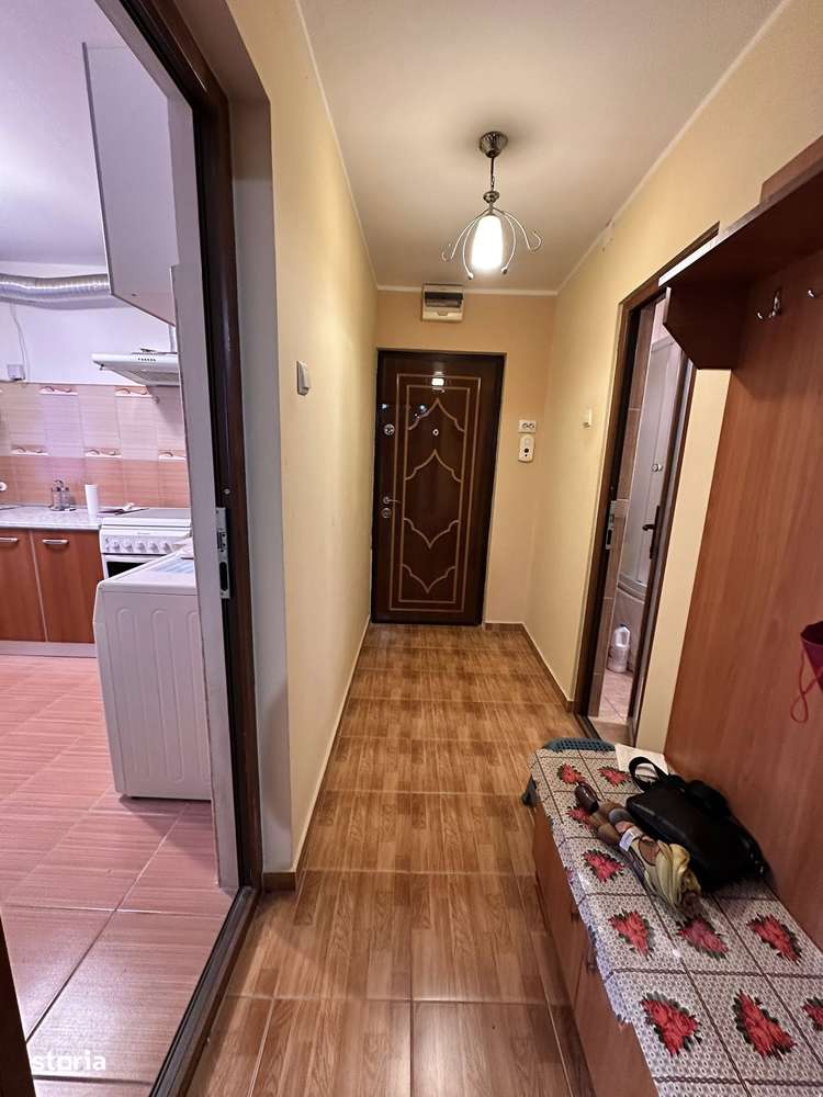 De vanzare garsoniera cf1 cu balcon, zona Favorit, mobilata și utilata - Imagine principală: 2/10