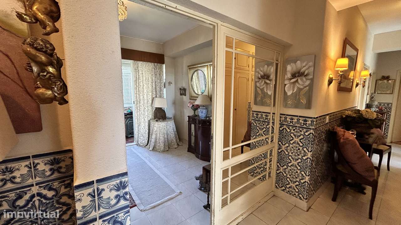 Apartamento T4 nos Olivais-7