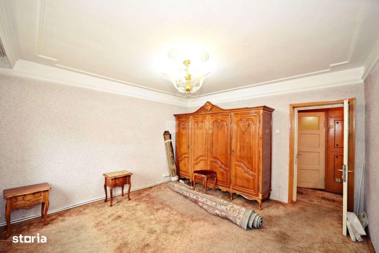 Centru - Cuza Voda - Maternitate, 3 camere disponibil imediat-0