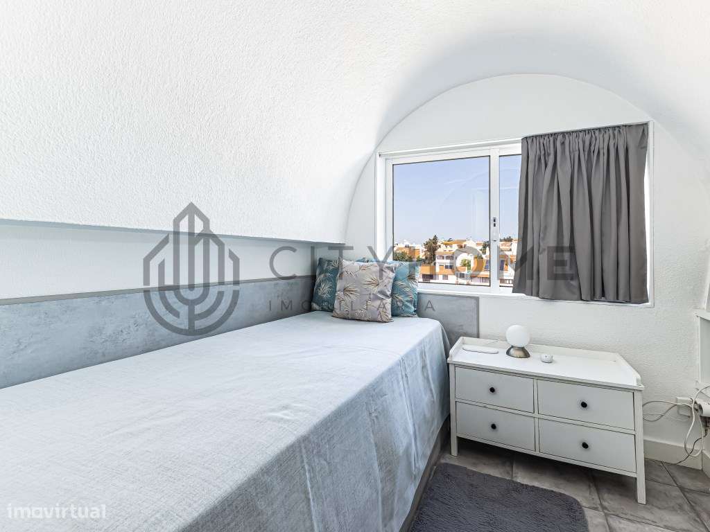 Apartamento T2+2 - Renovado no centro de Albufeira-11