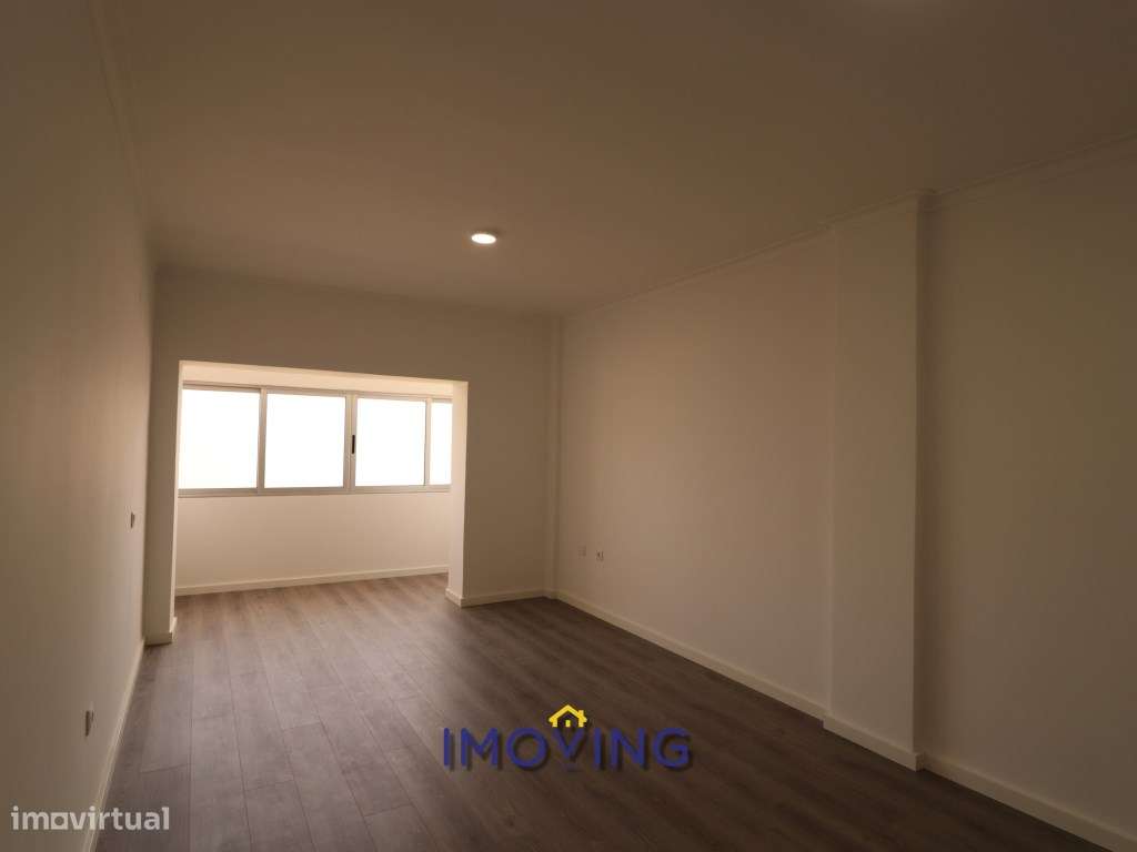 Apartamento T2, Remodelado, na Verderena, Barreiro-8