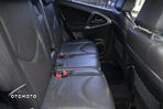 Toyota RAV4 2.2 D-4D Premium - 18