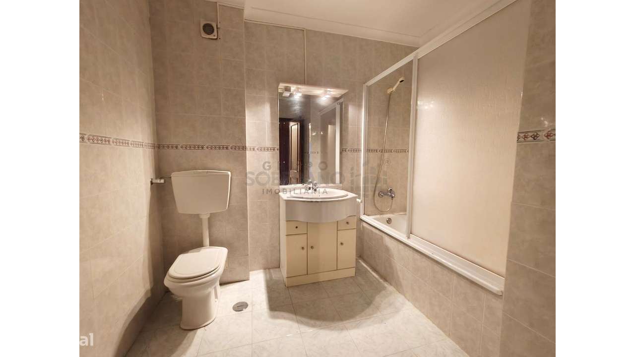 Apartamento T2 em Algueirão-16