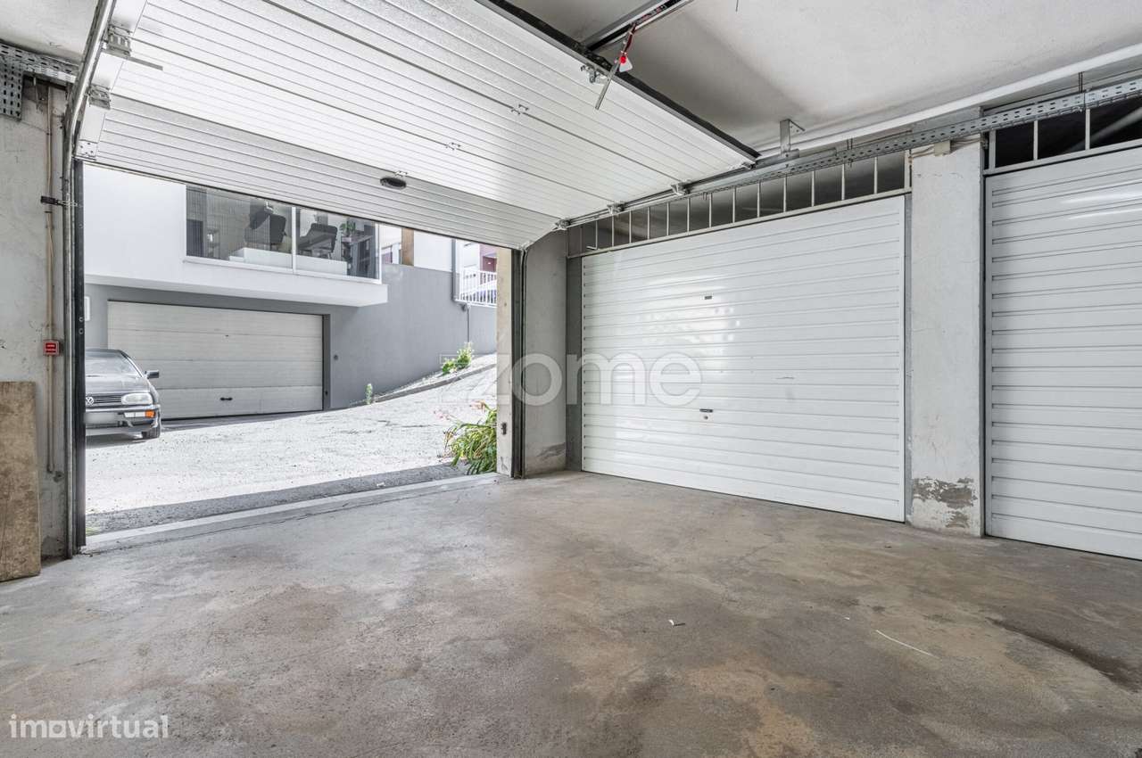 Apartamento T3 com Suíte em São Vítor, Braga-21