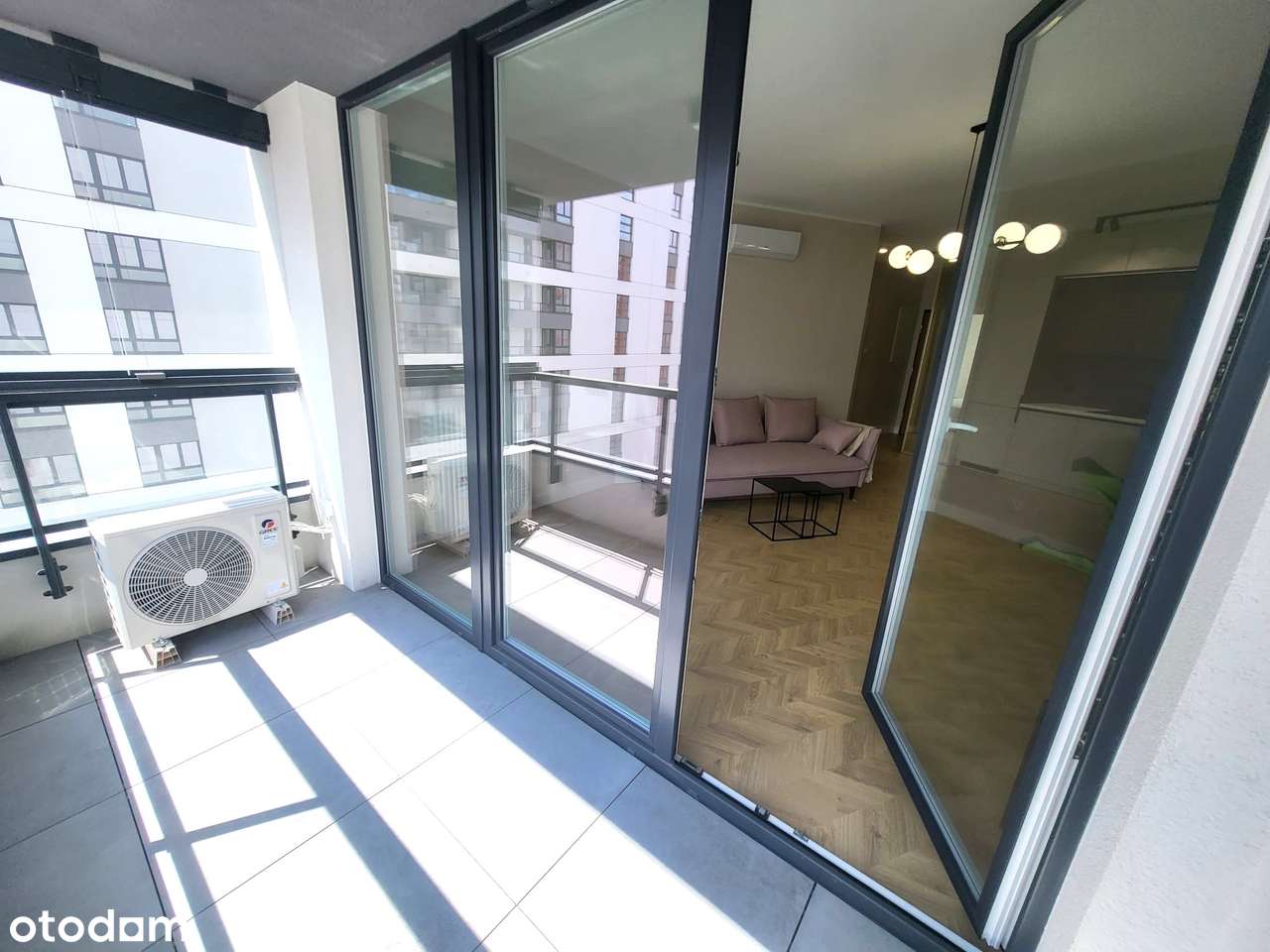Piękne mieszkanie z klimatyzacją w centrum miasta-4
