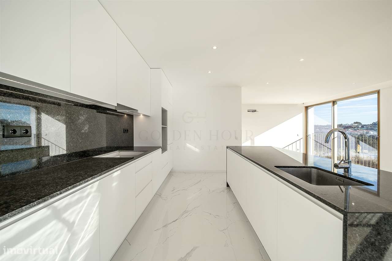 T3 de Luxo em 1ª Linha de Mar e Rio em Gaia - Grande imagem: 4/34