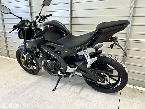 Yamaha MT - 6