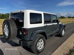 Jeep Wrangler - 3