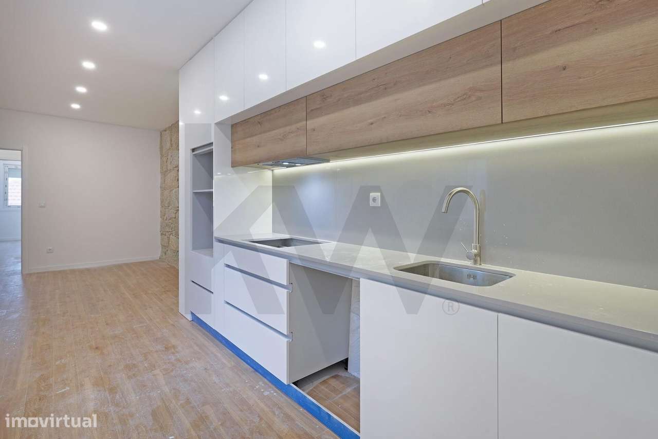 Andar Moradia T3 Renovado — Estação de Campanhã — Último Andar — Porto - Grande imagem: 4/22