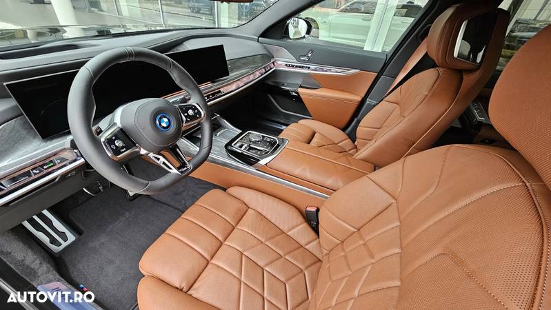 BMW i7 eDrive50 - 7