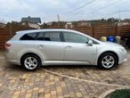 Toyota Avensis Combi 1.6 Comfort - 11