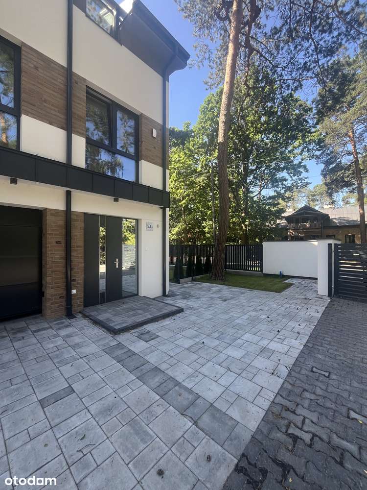 Segment w centrum- Józefów zachodni, do PKP 850 m-2